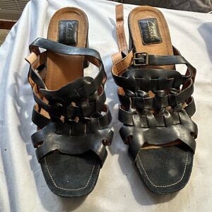 Clarks Black Sandals with Modern Cage Design - Size 10M